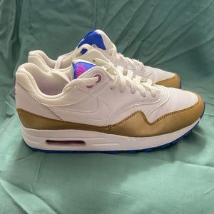 Nike Air Max 90/1 Peanut Butter and Jelly